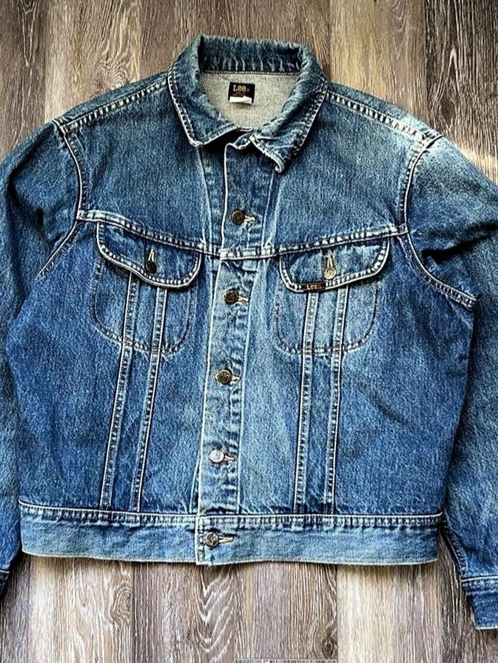 Vintage Lee trucker Denim hand Embroidered Jean Jacket in Blue